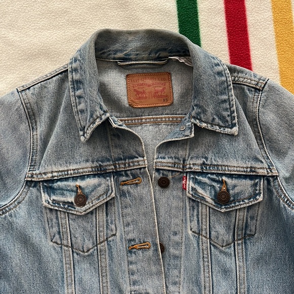 Levi’s 90 Trucker Denim Jacket in XS - Picture 4 of 7
